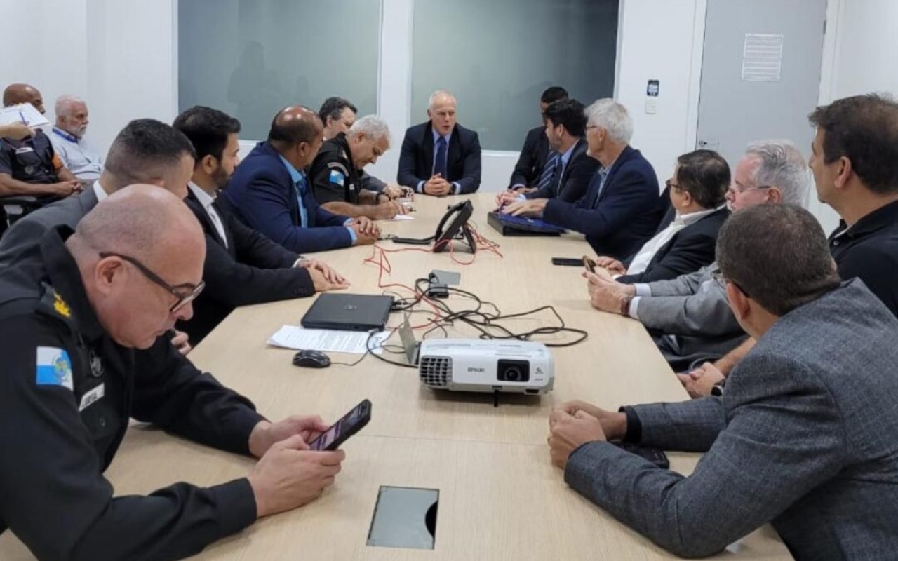 PRESIDENTE EDUARDO REBUZZI PARTICIPA DE ENCONTRO CICC PARA DISCUTIR MEDIDAS CONTRA O ROUBO DE CARGAS NO RIO DE JANEIRO
