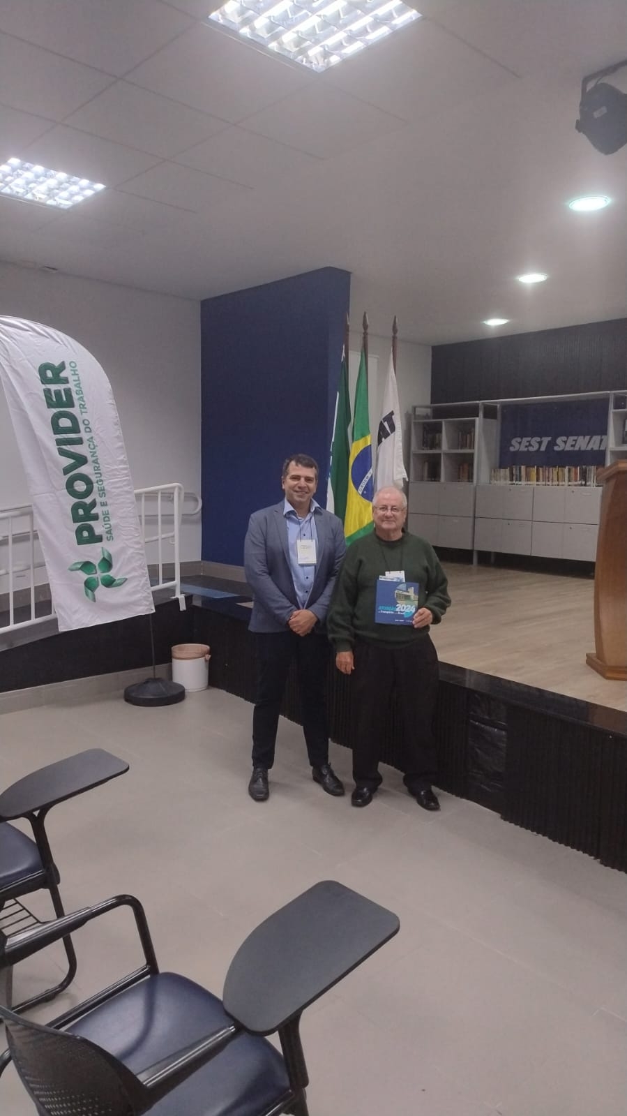 PALESTRA ESCLARECEDORA